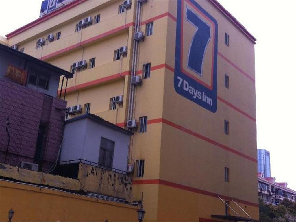 7Days Inn Shanghai Lujiazui Exterior foto